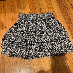 AMERICAN EAGLE FLORAL SKIRT